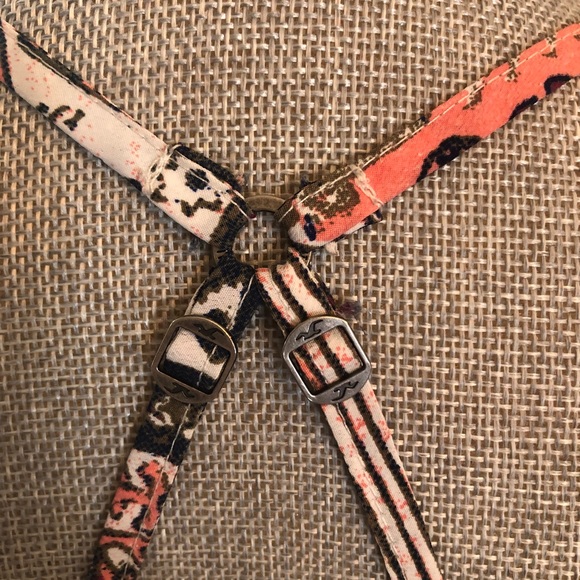 HOLLISTER Tank 🌸 - Picture 4 of 7